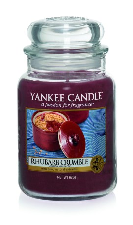 Yankee Candle Harvest Time Rhubarb Crumble candle